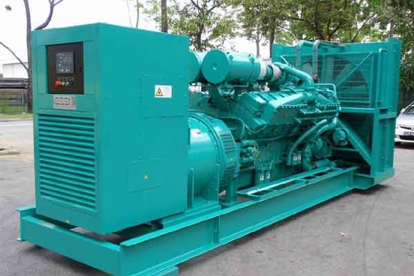 南木林柴油发电机组电压不稳定怎样维修？