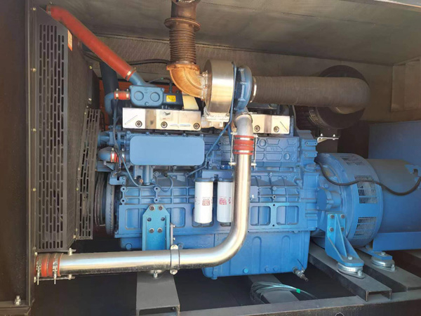 南木林燃油消耗率与进气温度的具体关系是什么？